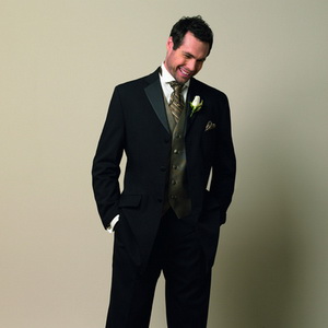 groom's suit body shape